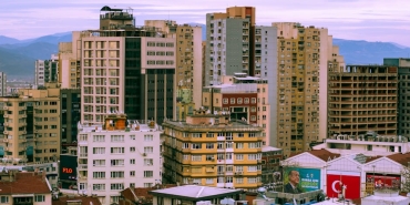 Izmir-TOKI-Kura-Cekilisi-6-Mart-2026-21-Bin-20-Konutun-Sahipleri-Belirleniyor-featured