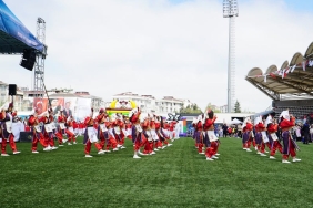 Emekli-Promosyon-Yarisinda-Kim-Onde-Nisan-Ayi-Rakamlari-featured