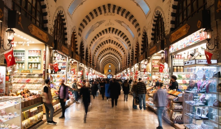 Turkiye-Kuresel-IHA-Pazarinin-Ucte-Ikisini-Elinde-Tutuyor-featured